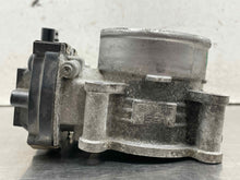 Load image into Gallery viewer, THROTTLE BODY Q50 Q60 2016 16 2017 17 2018 18 2019 19 - NW704329
