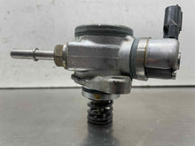 Load image into Gallery viewer, FUEL PUMP Infiniti Q50 Q60 2016 16 2017 17 2018 18 2019 19 - NW704367
