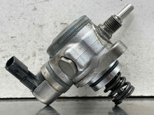 Load image into Gallery viewer, FUEL PUMP Infiniti Q50 Q60 2016 16 2017 17 2018 18 2019 19 - NW704367
