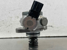 Load image into Gallery viewer, FUEL PUMP Infiniti Q50 Q60 2016 16 2017 17 2018 18 2019 19 - NW704367
