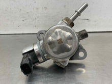 Load image into Gallery viewer, FUEL PUMP Infiniti Q50 Q60 2016 16 2017 17 2018 18 2019 19 - NW704367
