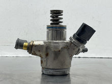 Load image into Gallery viewer, FUEL PUMP Audi A8 RS7 S6 S7 S8 2013 13 2014 14 2015 15 - NW705465
