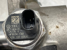 Load image into Gallery viewer, FUEL PUMP Audi A8 RS7 S6 S7 S8 2013 13 2014 14 2015 15 - NW705465
