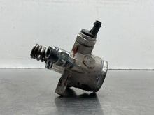 Load image into Gallery viewer, FUEL PUMP Audi A8 RS7 S6 S7 S8 2013 13 2014 14 2015 15 - NW705466
