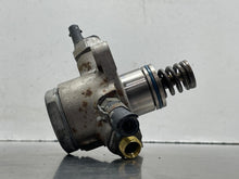 Load image into Gallery viewer, FUEL PUMP Audi A8 RS7 S6 S7 S8 2013 13 2014 14 2015 15 - NW705466
