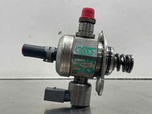 Load image into Gallery viewer, FUEL PUMP A4 A6 TT Beetle EOS Jetta Tiguan 11 12 13 14 15 16 - NW709758

