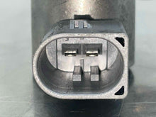 Load image into Gallery viewer, FUEL PUMP A4 A6 TT Beetle EOS Jetta Tiguan 11 12 13 14 15 16 - NW709758
