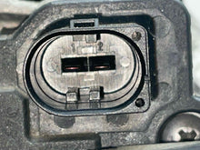 Load image into Gallery viewer, ALTERNATOR A3 Passat Jetta 2005 05 06 07 08 09 10 11 - NW709444
