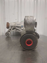 Load image into Gallery viewer, Carrier Assembly  SILVERADO 1500 PICKUP 2022 - NW543618
