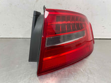 Load image into Gallery viewer, OUTER TAIL LIGHT LAMP A4 S4 2013 13 2014 14 2015 15 2016 16 Right - NW546081
