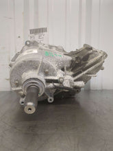 Load image into Gallery viewer, Transfer Case  CT5 2021 - NW547920
