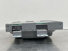 Load image into Gallery viewer, INFO-GPS SCREEN XE XF XFR XJ XJL Discovery Evoque Rover Sport 16-20 - NW548385
