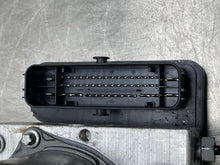 Load image into Gallery viewer, ABS Pump Jaguar XF 2017 - NW548784
