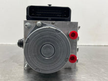 Load image into Gallery viewer, ABS Pump Jaguar XF 2017 - NW548784
