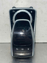 Load image into Gallery viewer, Radio  MERCEDES GLS-CLASS 2017 - NW549391
