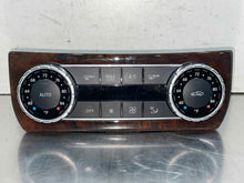 Load image into Gallery viewer, Temperature Controls  MERCEDES CLS-CLASS 2015 - NW549265
