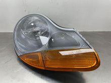 Load image into Gallery viewer, HEADLIGHT LAMP ASSEMBLY Boxster Boxster S 97 98 99 00 01 02 Right - NW550096
