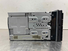 Load image into Gallery viewer, Radio Honda CR-V 2015 - NW557295

