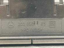 Load image into Gallery viewer, Temp Climate AC Heater Control Mercedes C280 C43 SL320 C220 96 97 98 99 00 01 02 - NW553367
