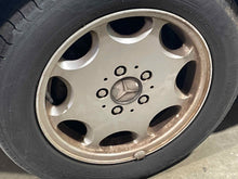 Load image into Gallery viewer, WHEEL Mercedes C220 C280 C230 1994 94 1995 95 96 97 - NW557781
