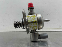 Load image into Gallery viewer, FUEL PUMP Beetle Golf Golf GTI Jetta Passat 14 15 16 - NW551347
