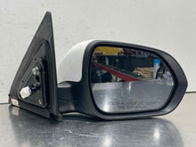 Load image into Gallery viewer, Side View Door Mirror  SELTOS 2021 - NW556443
