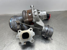 Load image into Gallery viewer, Turbo Ford Escape 2020 - NW415062

