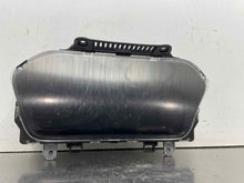 Load image into Gallery viewer, Speedometer Cluster Volvo XC40 2022 - NW557502
