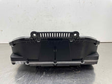Load image into Gallery viewer, Speedometer Cluster Volvo XC40 2022 - NW557502

