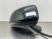 Load image into Gallery viewer, Side View Door Mirror Volvo XC40 2022 - NW556463
