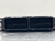 Load image into Gallery viewer, ECU ECM Computer Volvo XC40 2022 - NW556517

