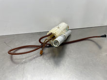 Load image into Gallery viewer, Fuel Pump Audi A8 Phaeton 2003 03 2004 04 2005 05 Left - NW361976
