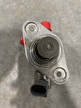 Load image into Gallery viewer, FUEL PUMP E250 Van C250 C300 C350 C63 E250D E300 E350 E400 12-18 - NW438841
