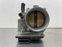 Load image into Gallery viewer, THROTTLE BODY Land Cruiser 4 Runner Sequoia 2005 05 2006 06 2007 07 08 09 - NW560261
