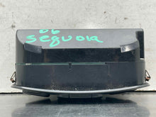 Load image into Gallery viewer, REAR TEMPERATURE CONTROLS Toyota Sequoia 01 02 03 04 05 06 07 - NW560333
