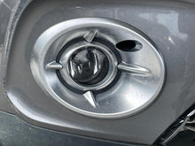 Load image into Gallery viewer, FOG LAMP LIGHT B200 C230 C250 C300 C350 C63 06-13 Bumper Mounted Right - NW561500
