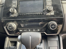 Load image into Gallery viewer, Temperature Controls Honda CR-V 2018 - NW560936
