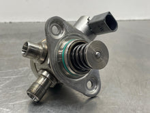 Load image into Gallery viewer, [INVENTORYCAR_YEAR_MAKE_MODEL] FUEL PUMP - NW562714
