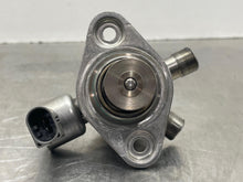 Load image into Gallery viewer, [INVENTORYCAR_YEAR_MAKE_MODEL] FUEL PUMP - NW562714
