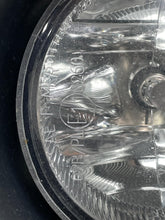 Load image into Gallery viewer, FOG LAMP LIGHT Ford F150 Pickup 11 12 13 14 Bumper Mounted - NW563338
