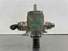Load image into Gallery viewer, FUEL PUMP Audi A4 A5 Q5 2009 09 2010 10 2011 11 2012 12 - NW563818
