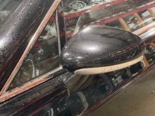 Load image into Gallery viewer, Side View Door Mirror   2006 - NW564429
