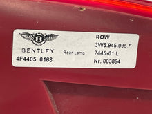 Load image into Gallery viewer, Tail Lamp Light   2006 - NW564477

