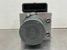 Load image into Gallery viewer, ABS Pump Land Rover Velar 2020 - NW564418
