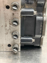 Load image into Gallery viewer, ABS Pump Land Rover Velar 2020 - NW564418
