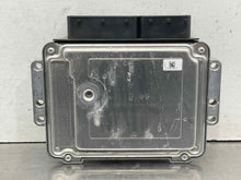 Load image into Gallery viewer, ECU ECM COMPUTER Jaguar XE 2017 17 - NW476981
