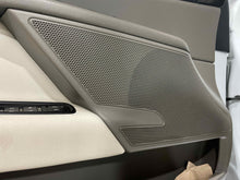 Load image into Gallery viewer, Radio Jaguar XE 2017 - NW477159

