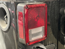 Load image into Gallery viewer, TAIL LIGHT LAMP ASSEMBLY Wrangler 07 08 09 10 11 12 13 14 Left - NW564829
