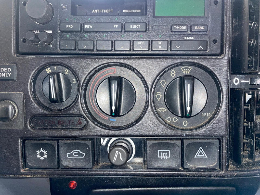 Temperature Controls  SAAB 900 1992 - NW565390