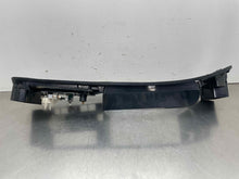 Load image into Gallery viewer, Temperature Controls  SAAB 900 1992 - NW565390
